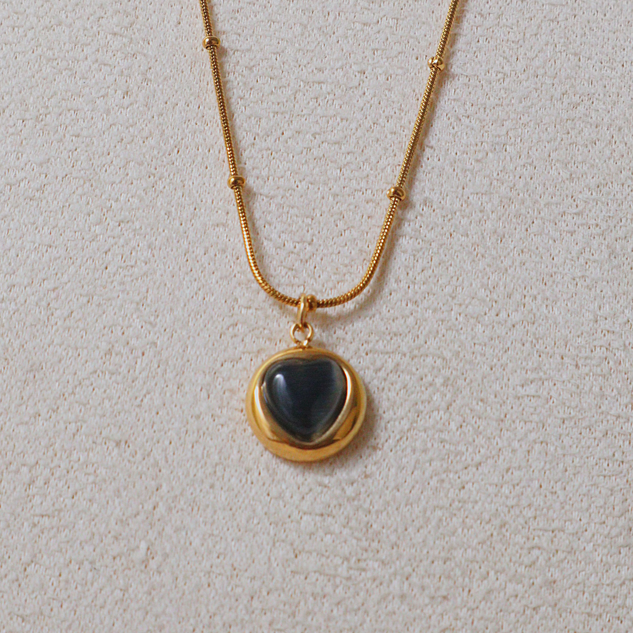 18K Gold Plated Black Heart Pendant Necklace